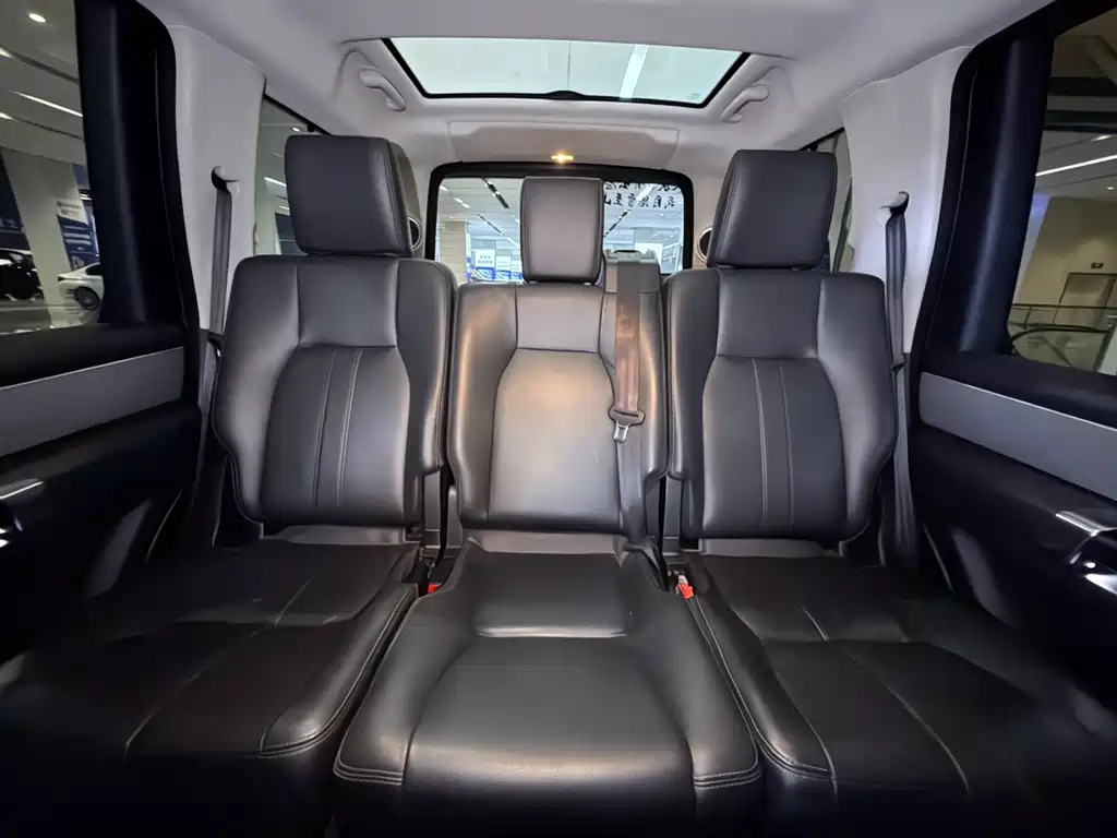 Land Rover Discovery 2016 3.0 SC HSE Black Edition