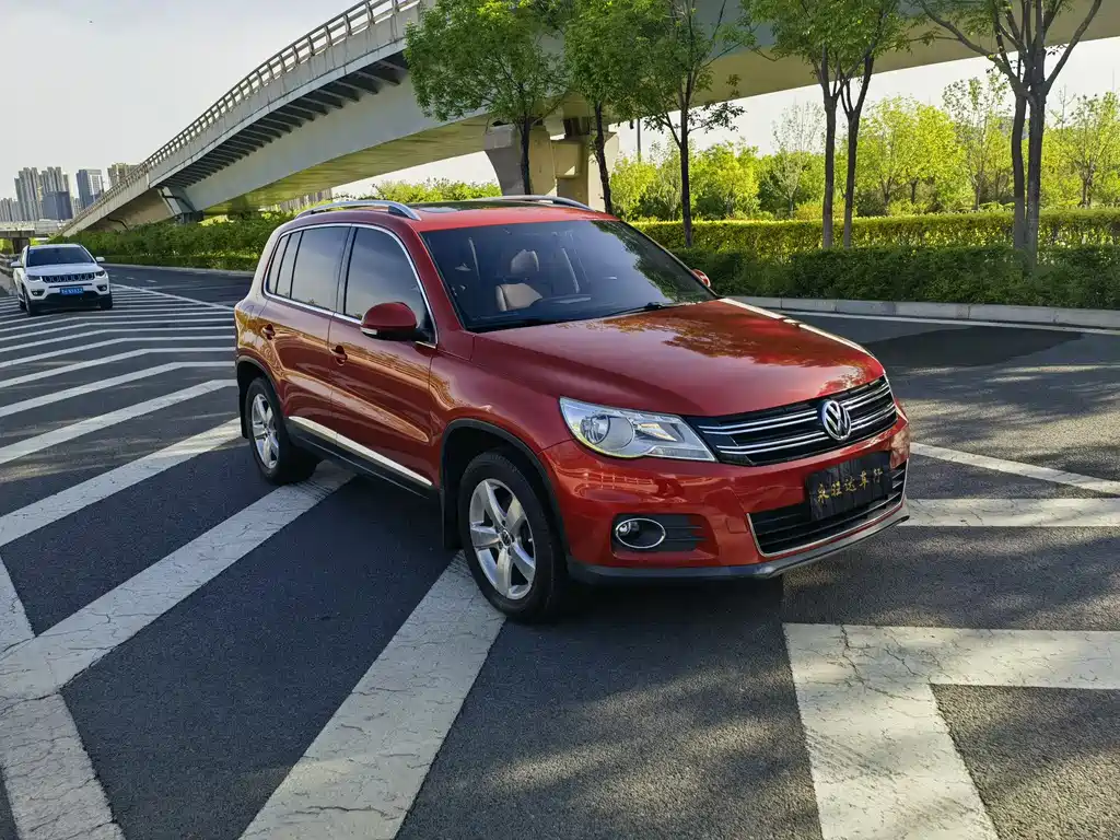 Volkswagen Tiguan 2012 2.0TSI Automatic AWD Elite Edition