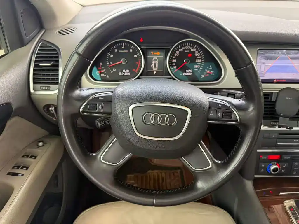 Audi Q7 2012 3.0 TFSI Entry Model 200kW