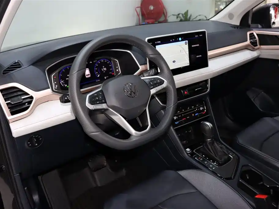 Volkswagen Tayron 2024 300TSI FWD Full Moon Edition