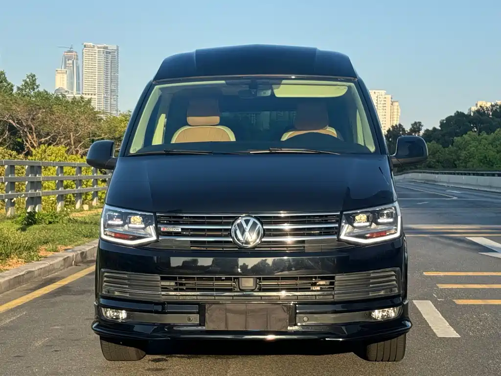 Volkswagen Multivan 2017 2.0TSI 4Motion Exclusive Edition 7-Seater