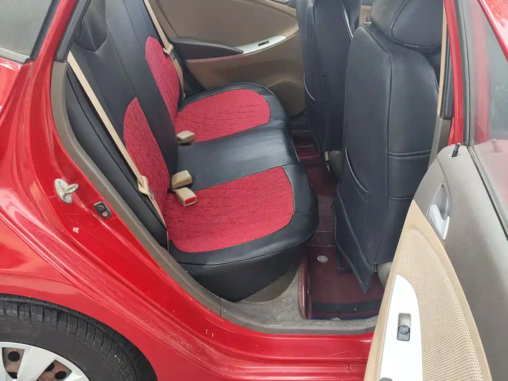 Verna 2010 Sedan 1.4L Automatic Fashion GT