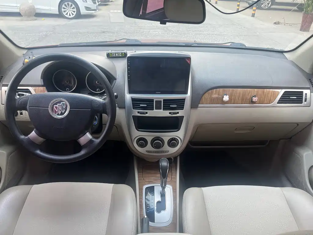 Buick Excelle 2015 1.5L Automatic Classic