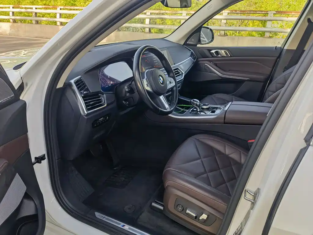 BMW X5 2022 xDrive30Li Premium M Sport Package