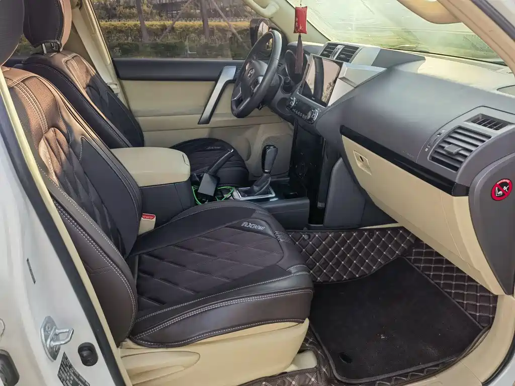 Toyota Prado 2014 2.7L Automatic Luxury Edition