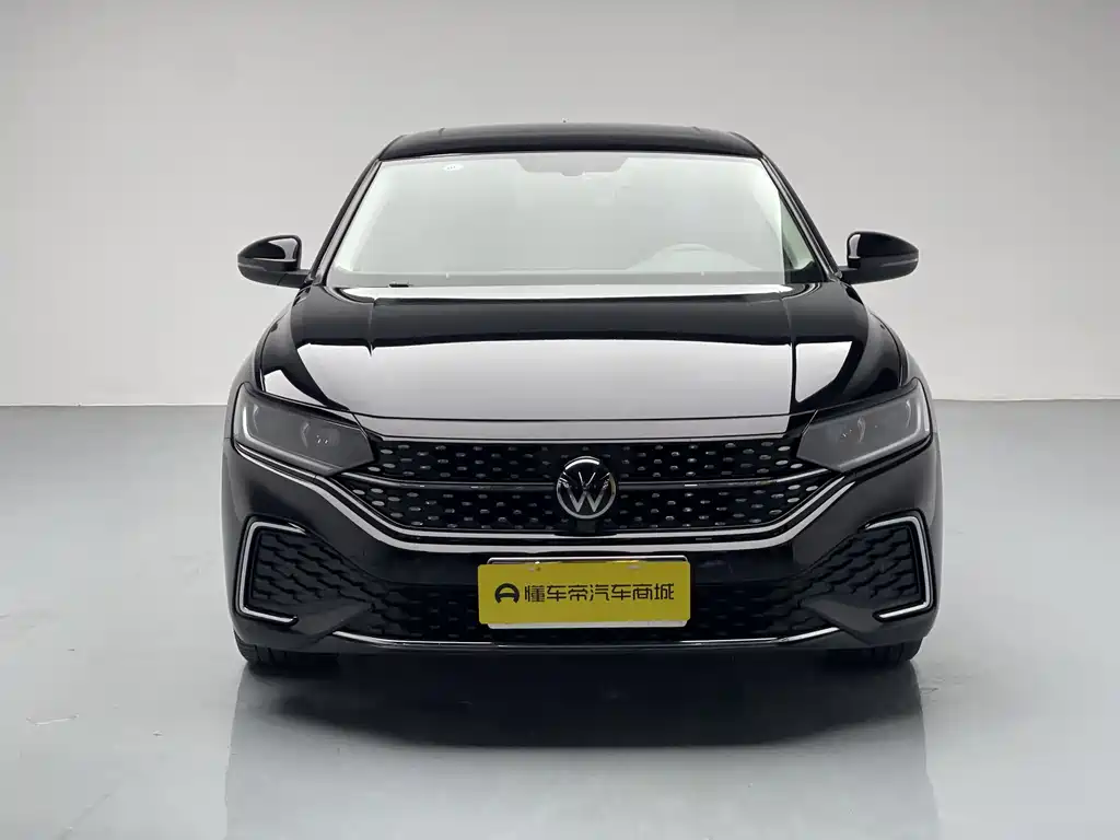 Volkswagen Passat 2024 380TSI Starlight Elite Edition