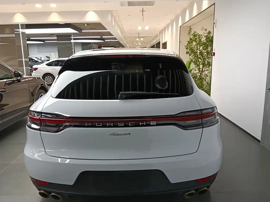Macan 2.0T