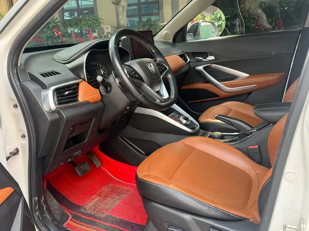 Baojun 510 2018 1.5L Automatic Anniversary Special Edition China V