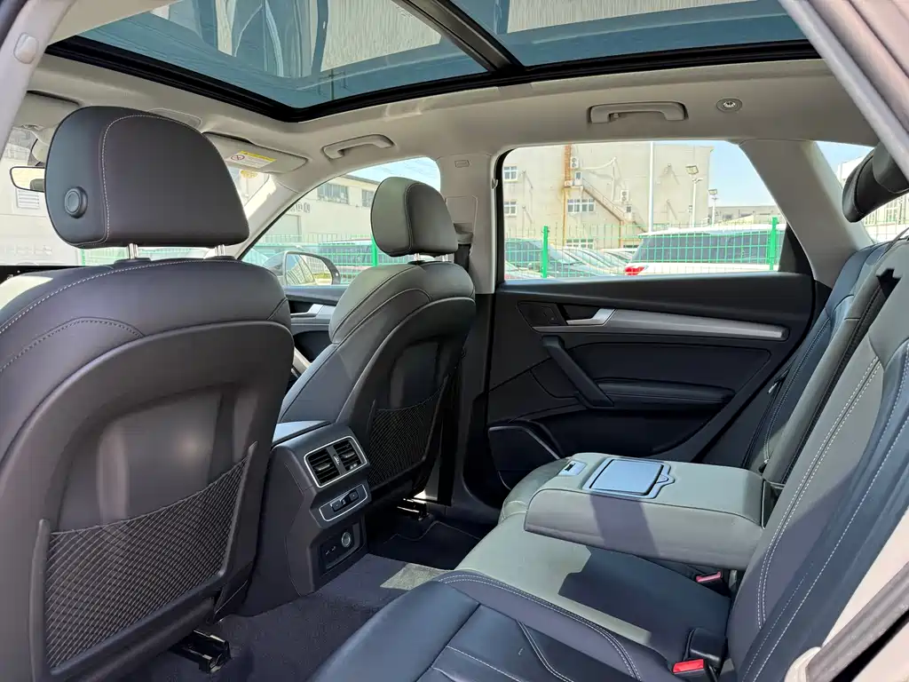 Audi Q5L 2022 40 TFSI Luxury Dynamic Edition
