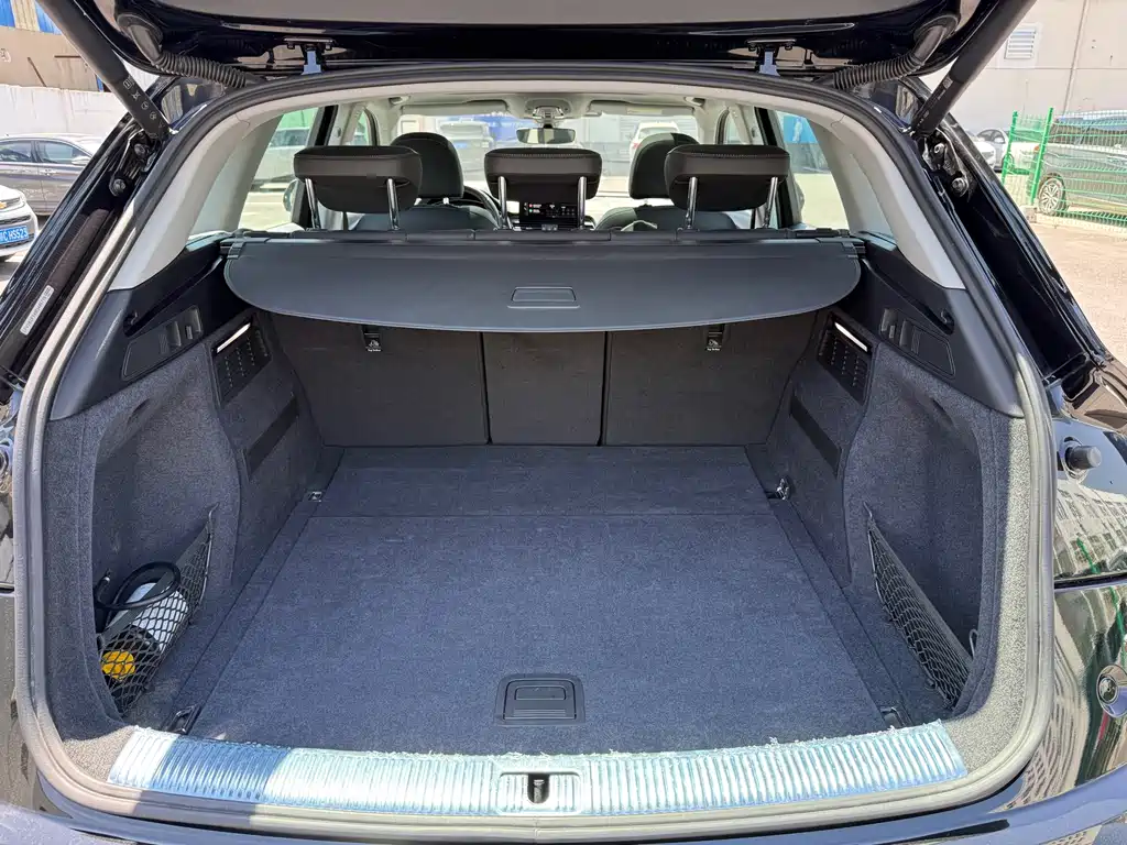 Audi Q5L 2022 40 TFSI Luxury Dynamic Edition