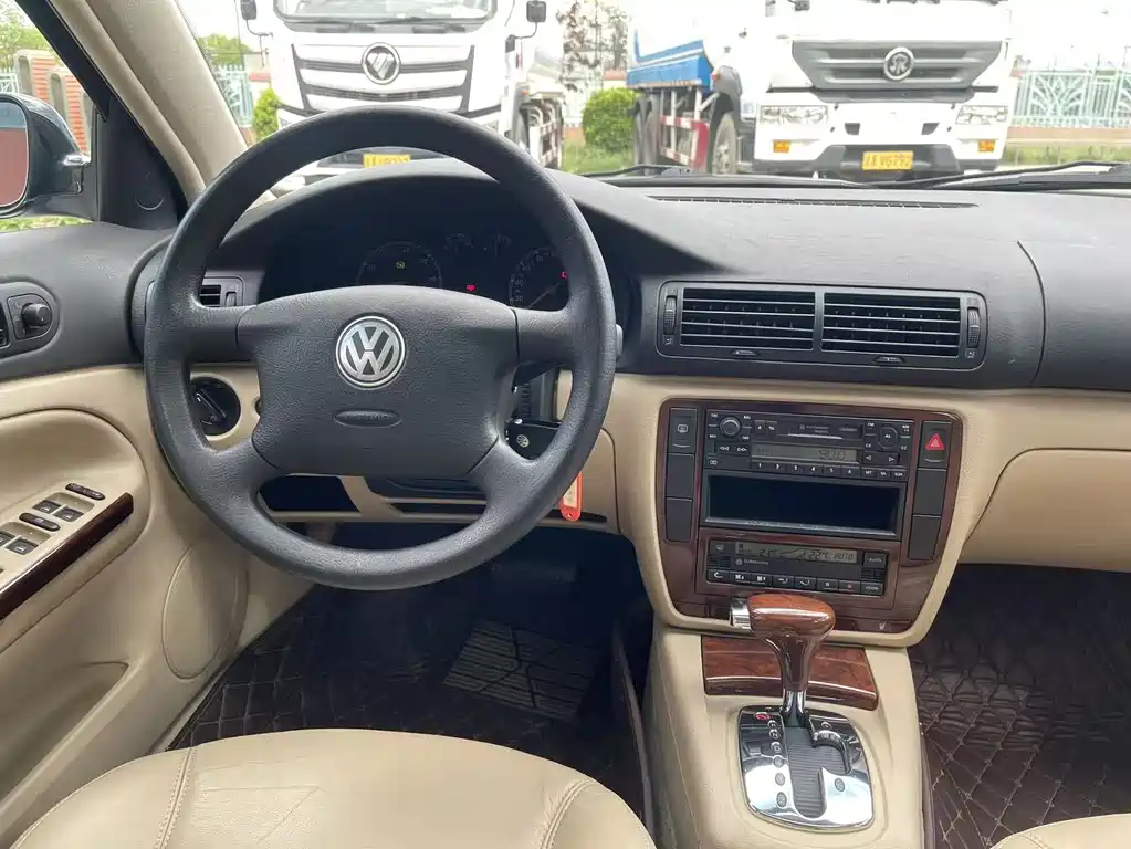 Passat 2005 1.8T Automatic Luxury