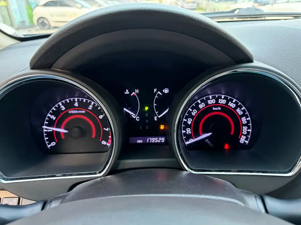 Toyota Highlander 2013 2.7L FWD 7-Seater Zijin Edition