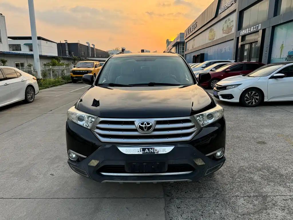 Toyota Highlander 2013 2.7L FWD 7-Seater Zijin Edition