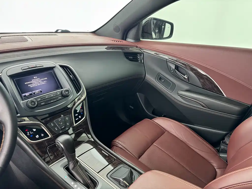 Buick LaCrosse 2014 2.0T SIDI Intelligent Enjoyment Flagship Edition