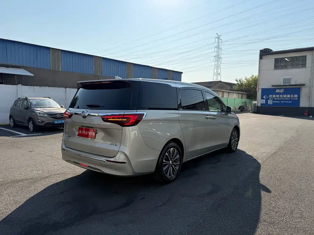 Buick GL8 2022 ES Land Business Class 653T Luxury Model