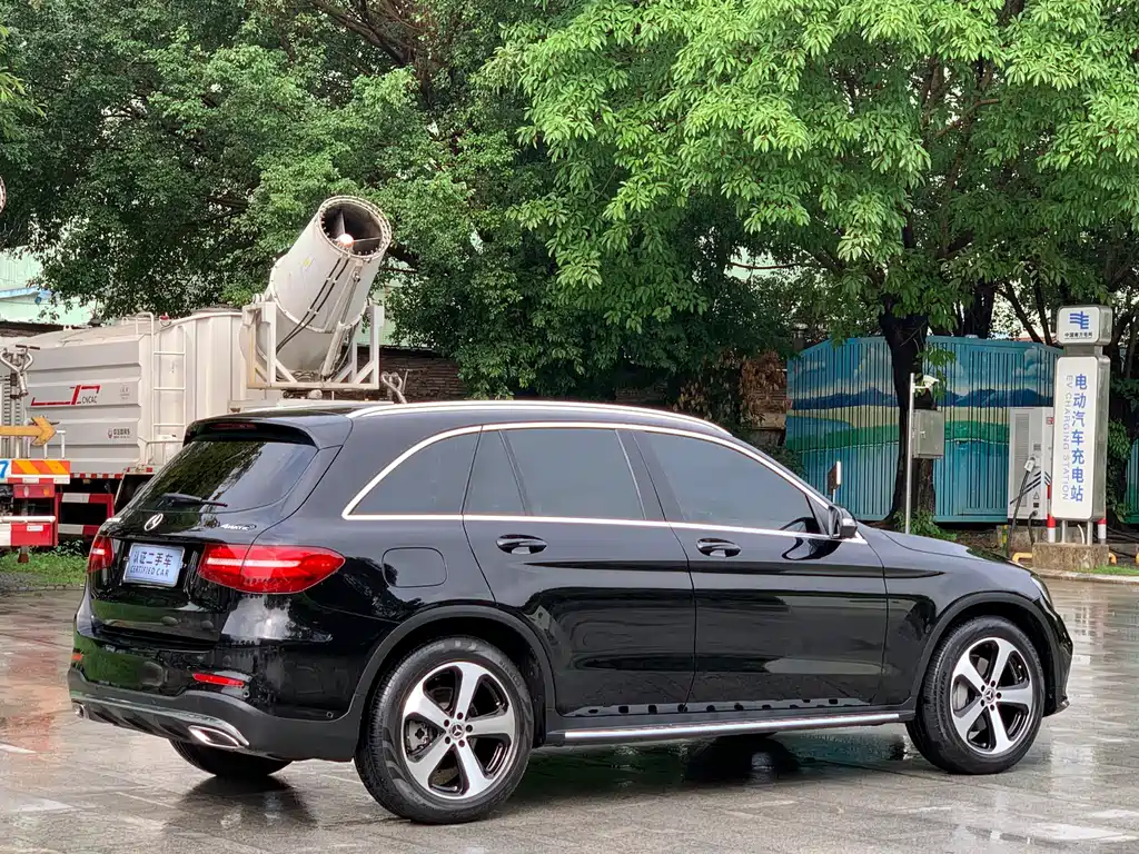 Mercedes-Benz GLC 260 4MATIC Luxury Edition 2018