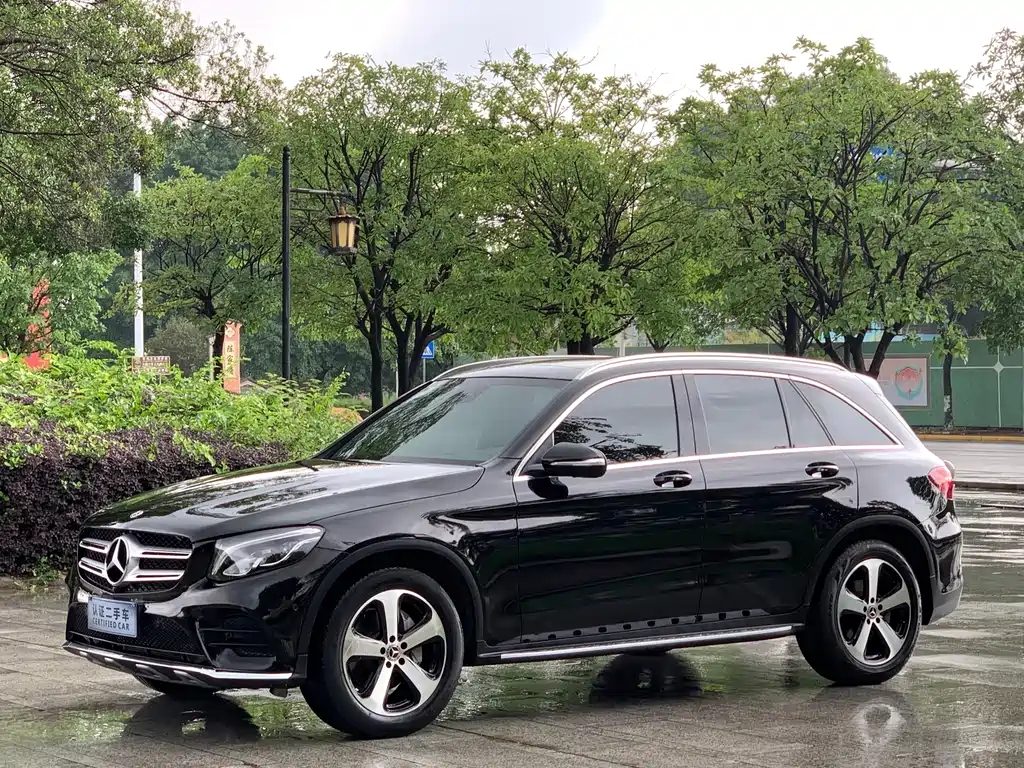 Mercedes-Benz GLC 260 4MATIC Luxury Edition 2018