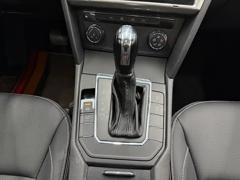 Lamando 2017 230TSI DSG Fashion Edition