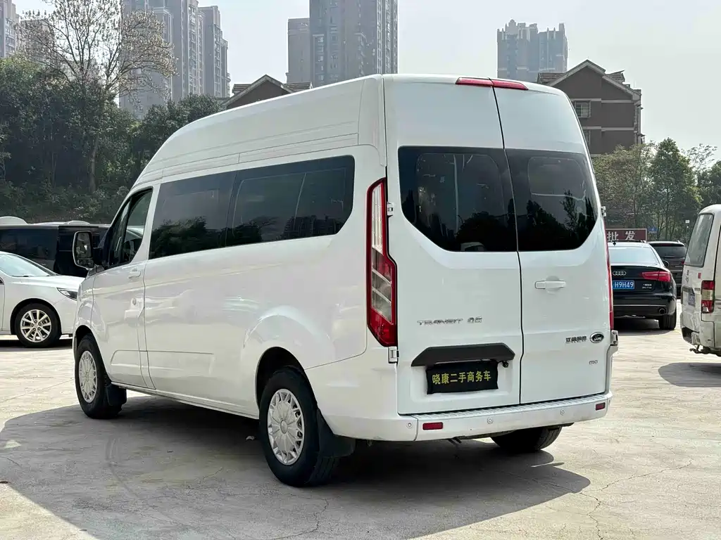 Ford Transit 2019 2.0T Diesel Business Travel Mid-Axis Mid-Roof 9-Seater China VI