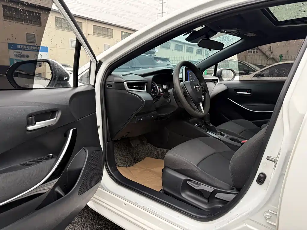 Toyota Levin 2022 Hybrid 1.8H E-CVT Luxury Edition