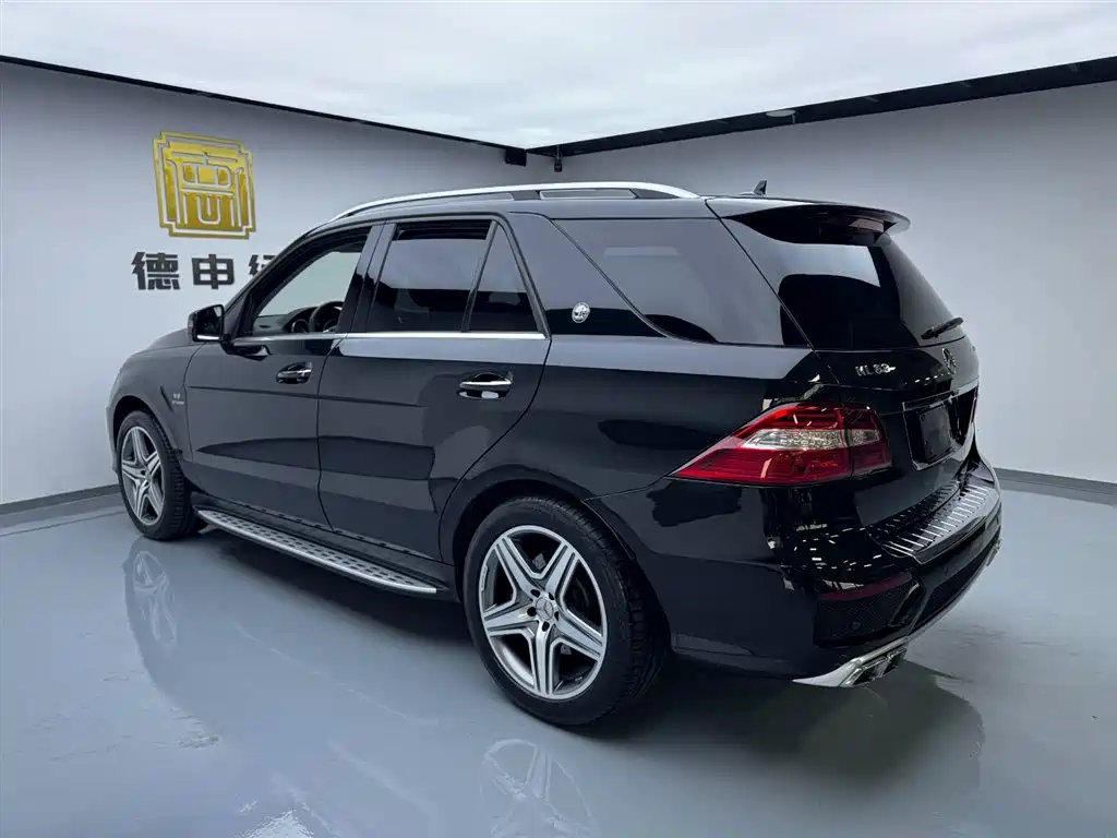 Mercedes-Benz M-Class AMG 2015 AMG ML 63