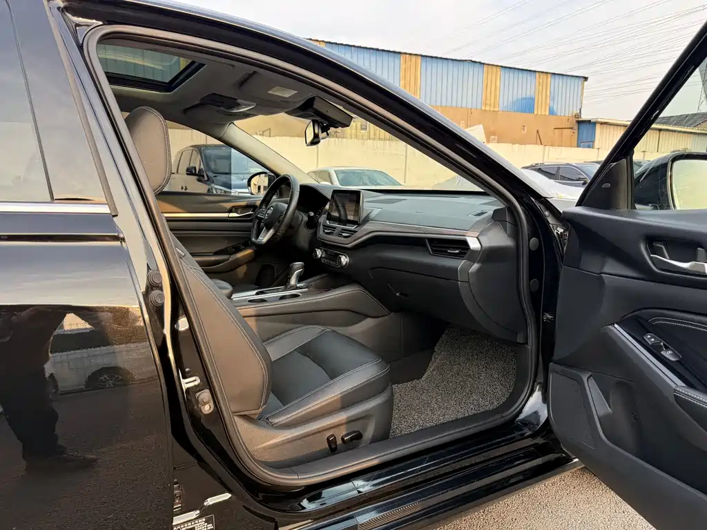 Nissan Altima 2021 2.0L XL Upper AD1 Intelligent Driving Pilot Edition