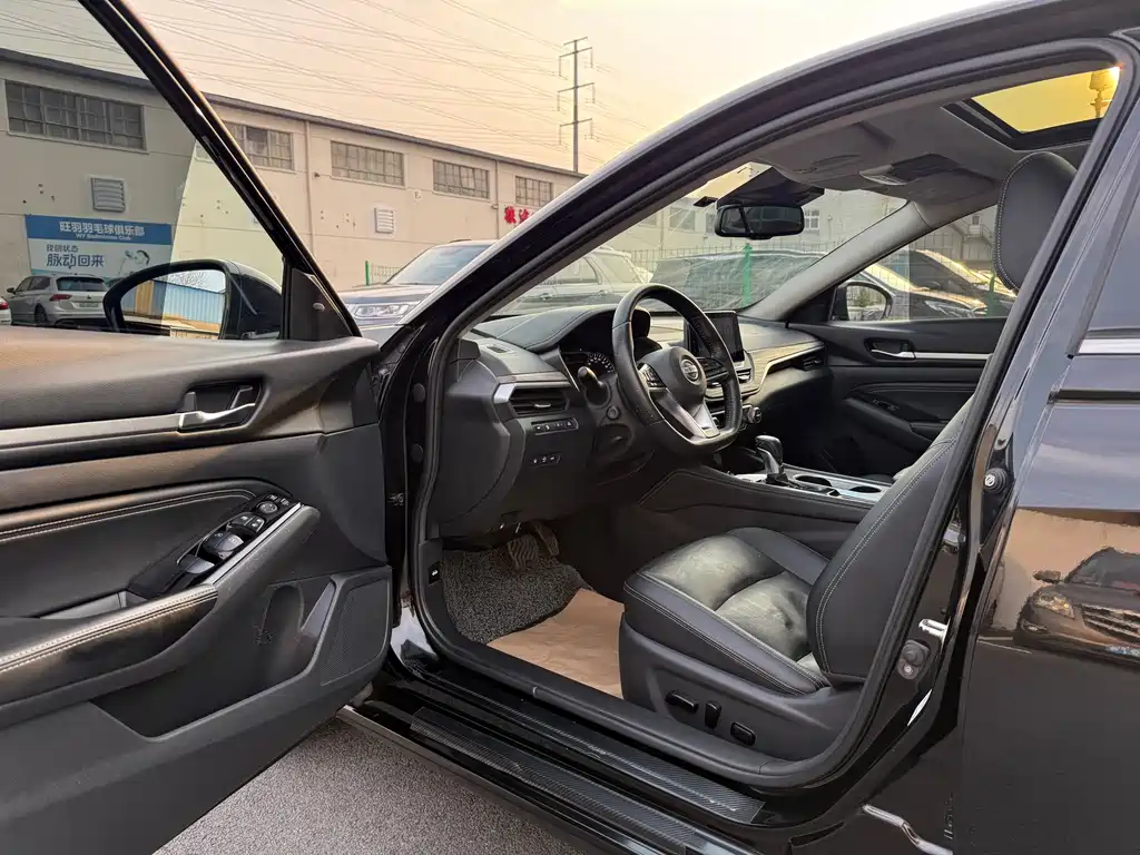 Nissan Altima 2021 2.0L XL Upper AD1 Intelligent Driving Pilot Edition