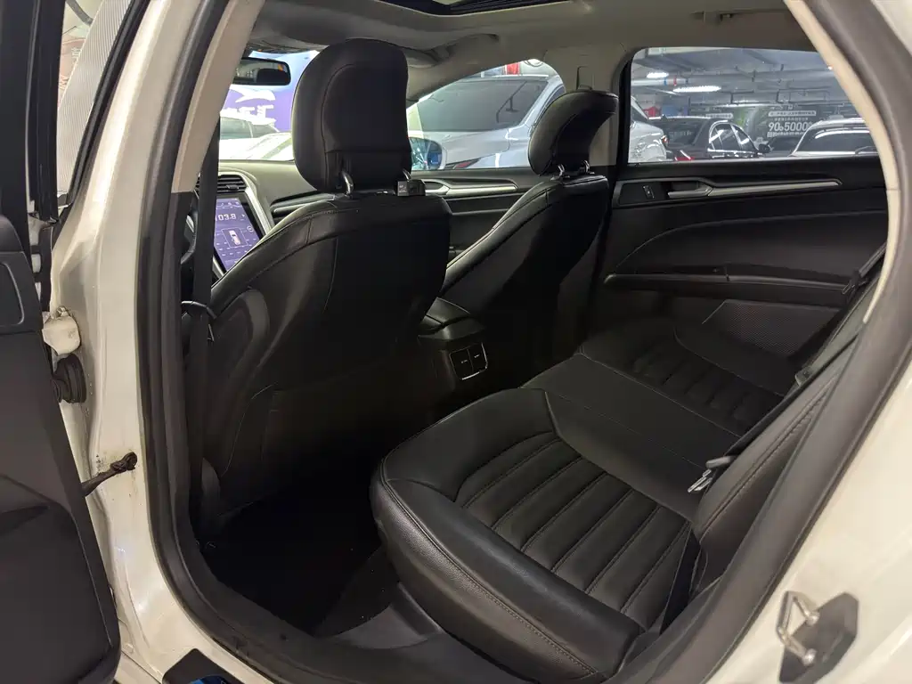 Ford Mondeo 2013 1.5L GTDi180 Fashion Edition