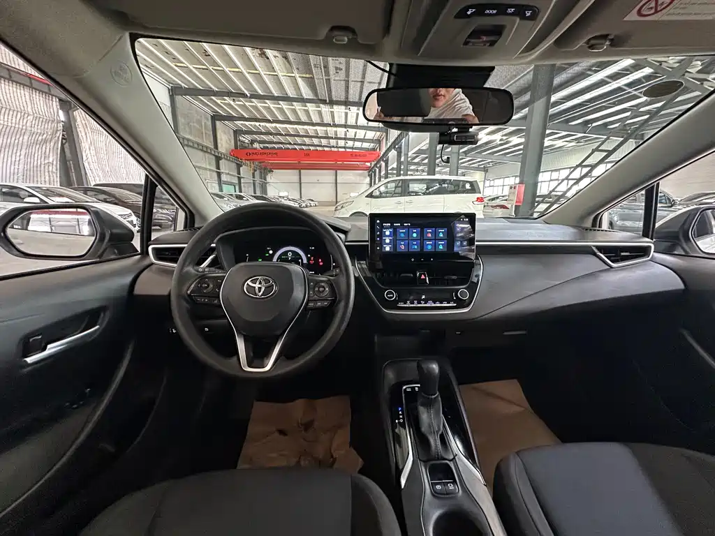 Levin 2024 Intelligent Hybrid Dual Engine 1.8L Leading Edition