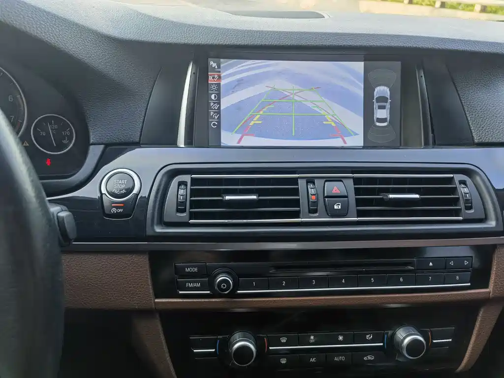 BMW 5 Series (Import) 2014 520i Elegance