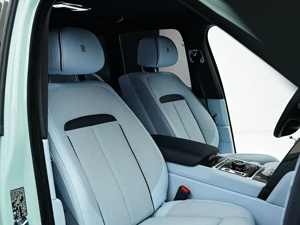 Cullinan 2022 Black Badge