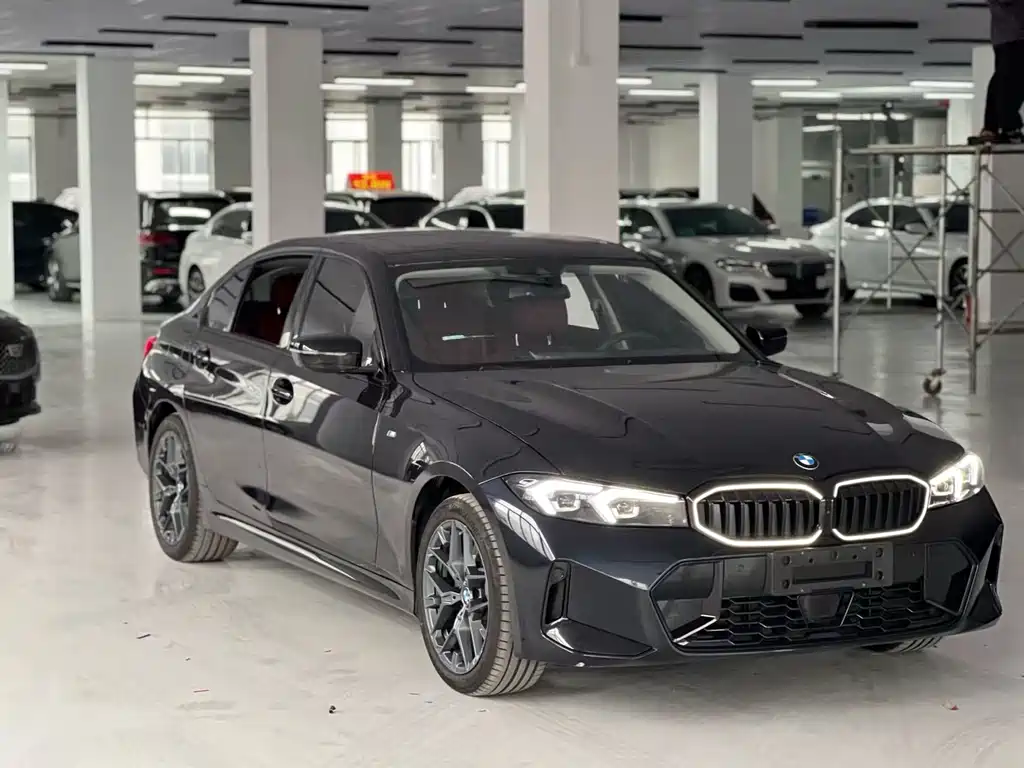 BMW 3 Series 2025 330Li M Sport Night Edition