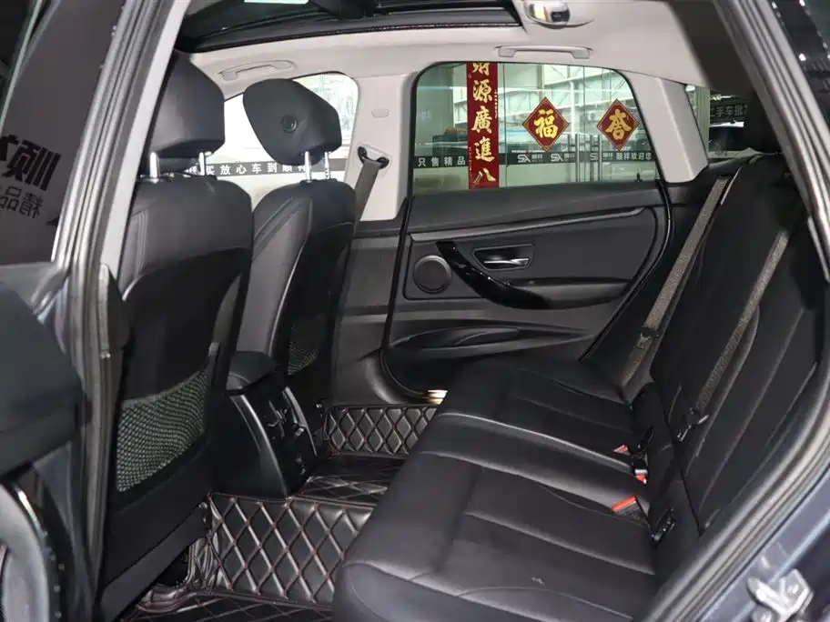 BMW 3 Series GT 2019 320i Fashion Edition