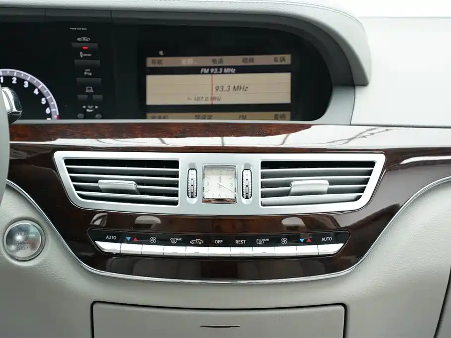 Mercedes-Benz S-Class 2010 S 300 L Luxury