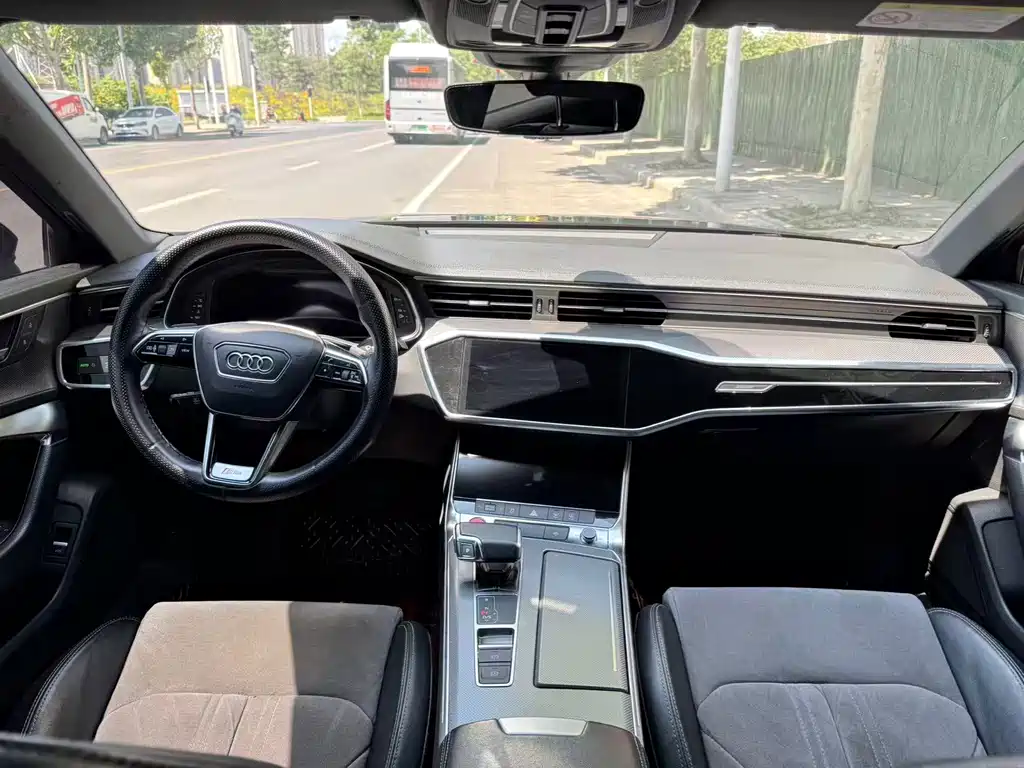 Audi A6L 2019 40 TFSI Luxury Dynamic Edition