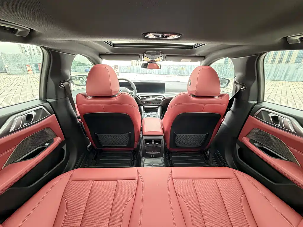BMW i4 2023 eDrive40