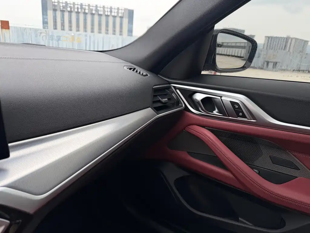BMW i4 2023 eDrive40