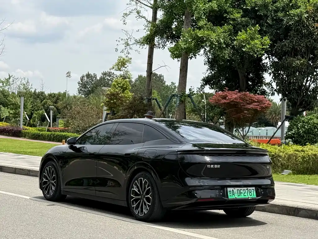 Zeekr 007 2025 RWD Intelligent Driving Edition 75kWh