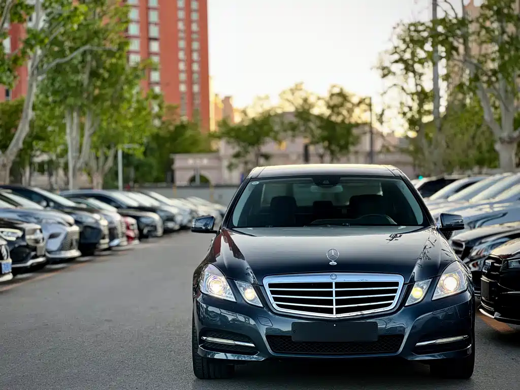 Mercedes-Benz E-Class 2010 E 300 L Elegance