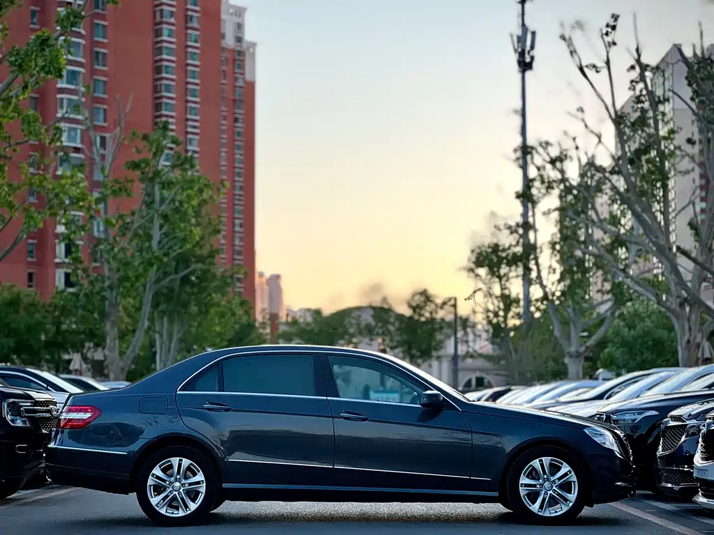 Mercedes-Benz E-Class 2010 E 300 L Elegance