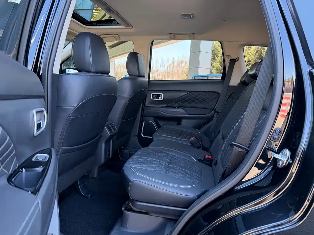Outlander 2021 2.0L FWD Enjoy Edition 5-Seater