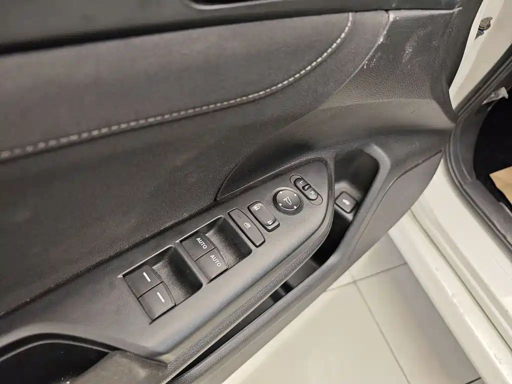 Honda Civic 2019 220TURBO CVT Sport Edition China V