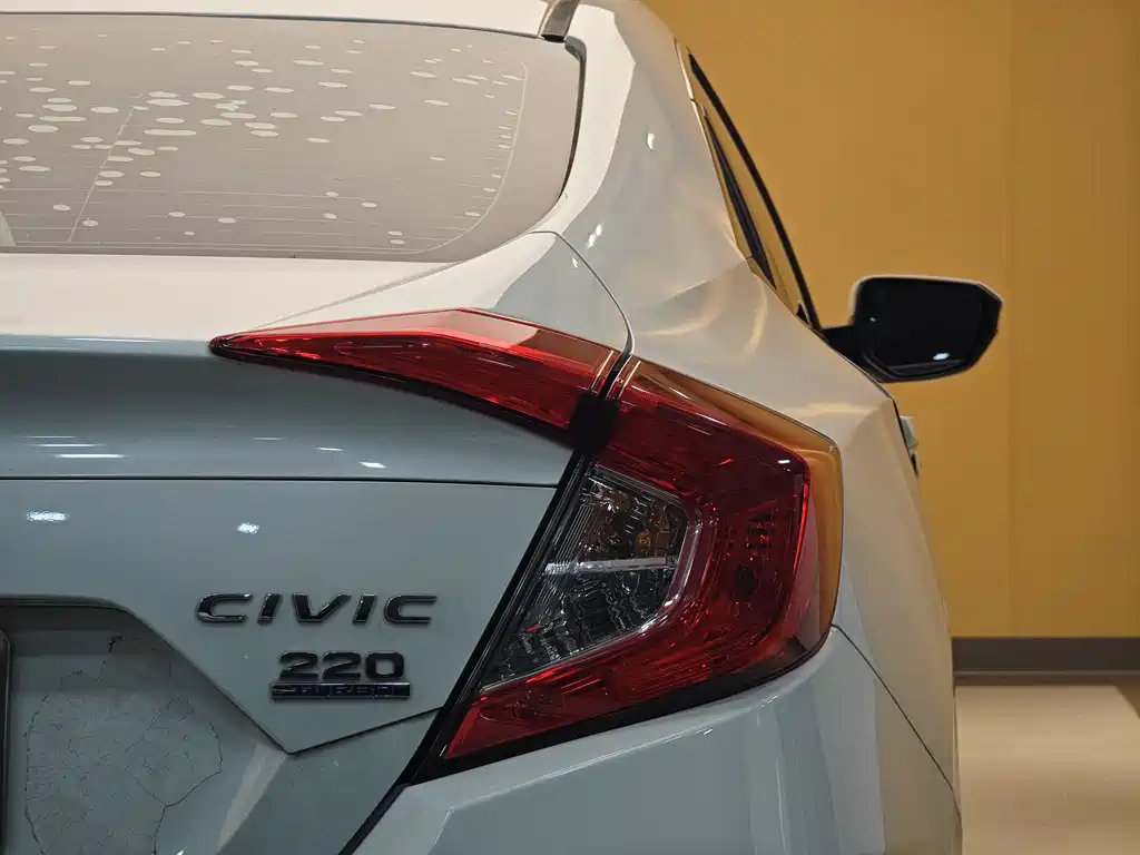 Honda Civic 2019 220TURBO CVT Sport Edition China V