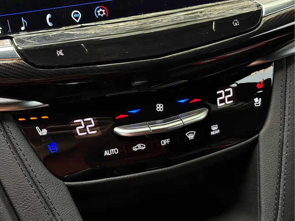 2025 Cadillac XT6 2.0T AWD 6-Seater Platinum Executive Black Label Edition