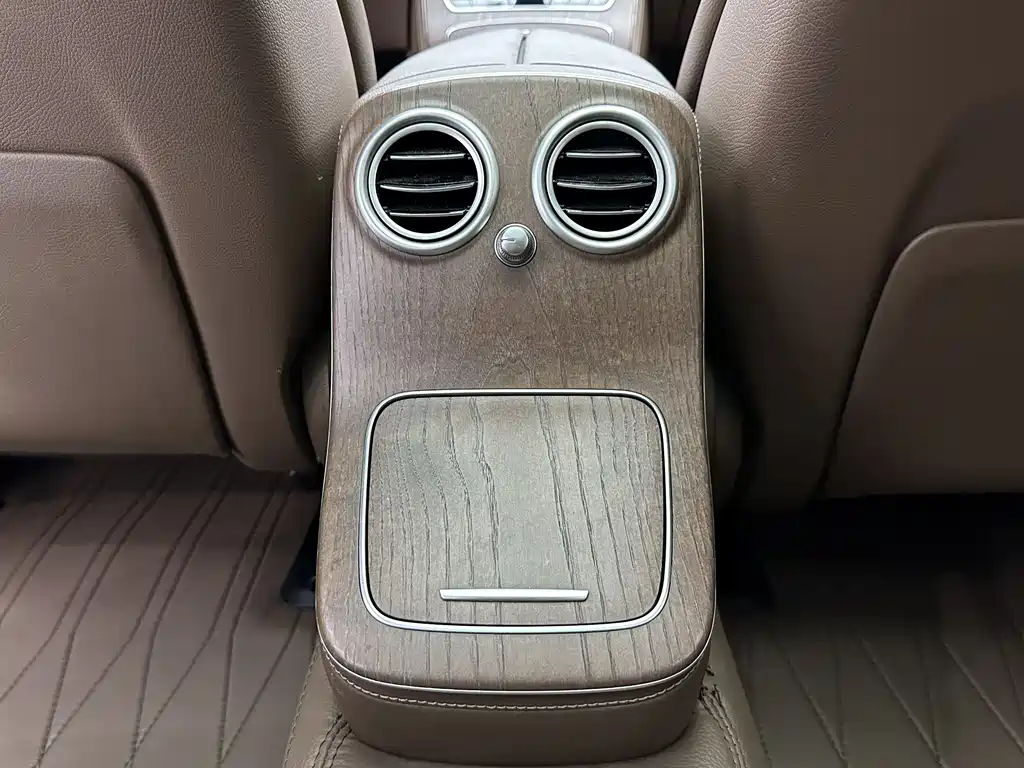 Mercedes-Benz E-Class 2023 E 300 L Fashion