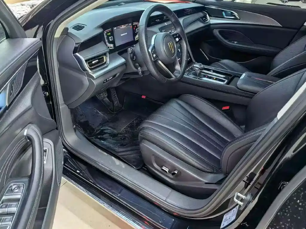 Hongqi H5 2023 1.5T DCT Zhilian Qiyun Edition