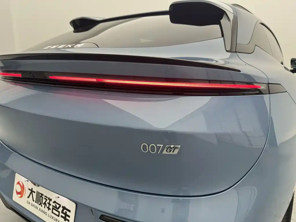 Zeekr 007 GT 2025 AWD Intelligent Driving Edition 75kWh