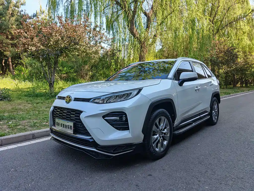 Toyota Wildlander 2021 2.0L CVT 2WD Luxury Edition
