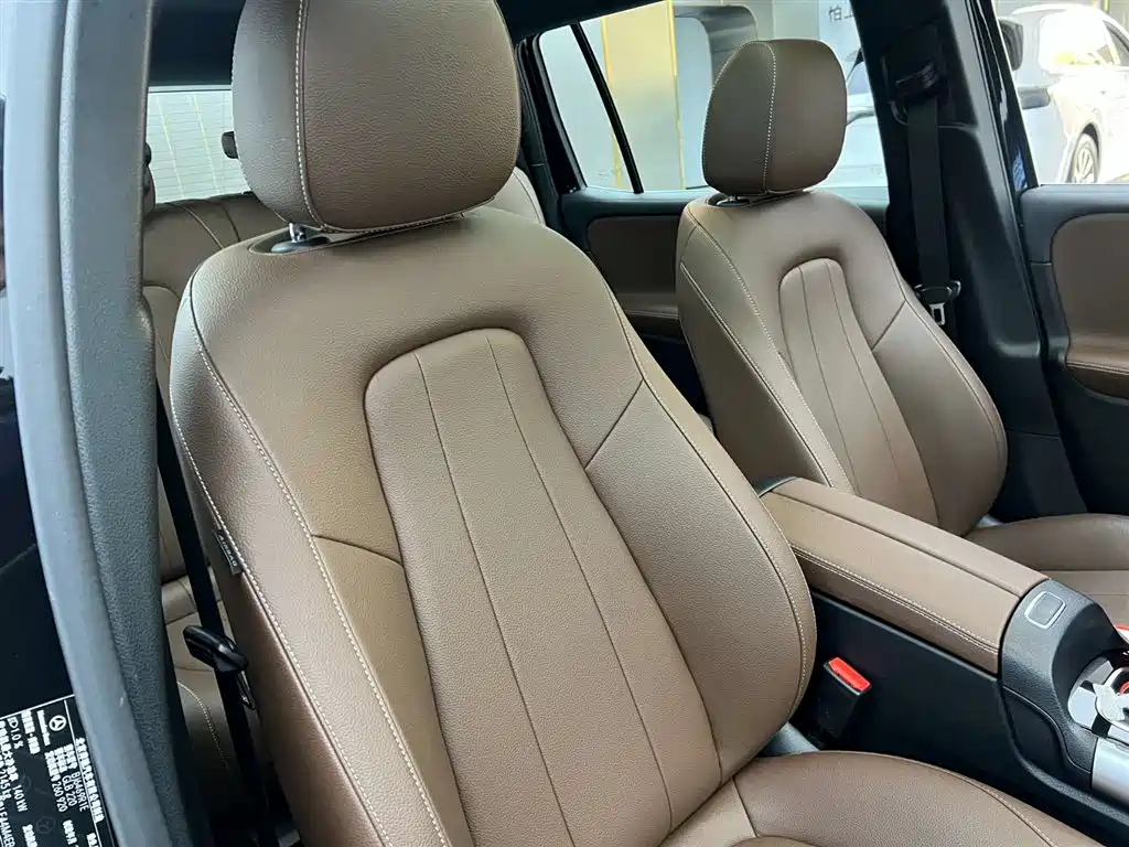 Mercedes-Benz GLB 2024 Facelift GLB 220 Dynamic