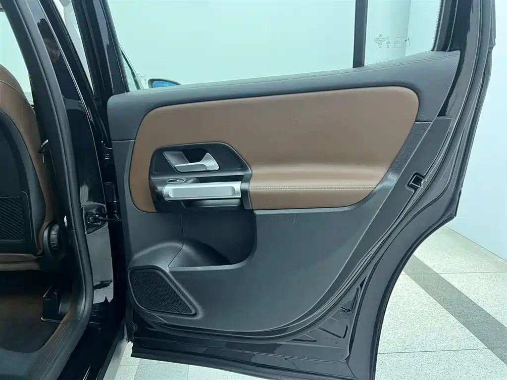 Mercedes-Benz GLB 2024 Facelift GLB 220 Dynamic